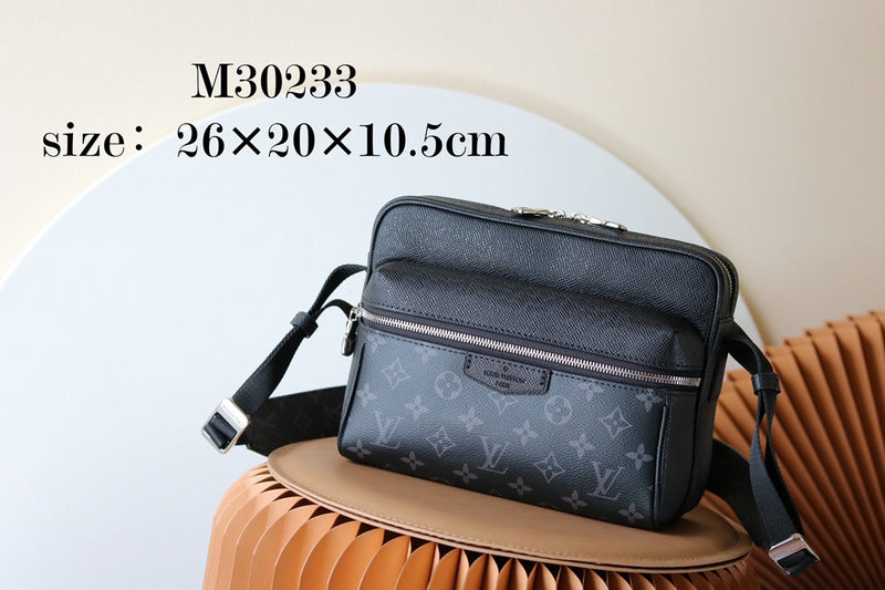 Alice Bags- Louis Vuittons  - 16148