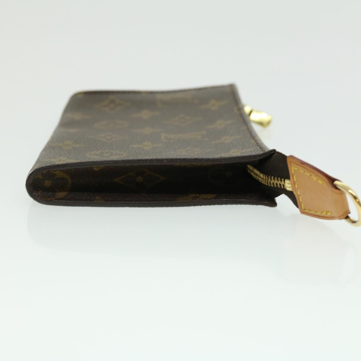 Louis Vuitton Bucket GM Shoulder Bag