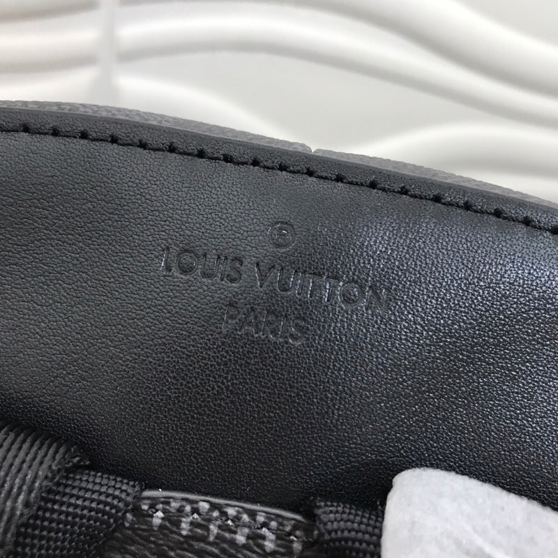 Alice Bags- Louis Vuittons  - 16276