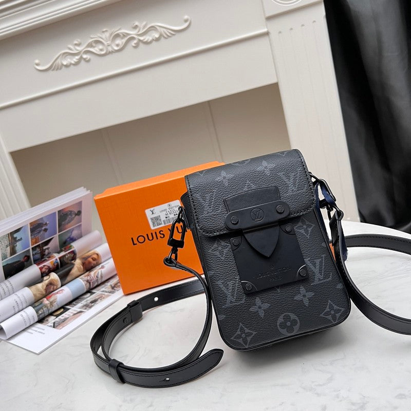 Alice Bags- Louis Vuittons  - 16493