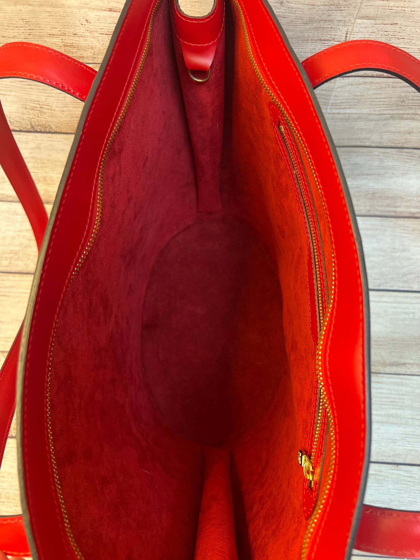 Handbag Leather By Louis Vuitton  Size: Large