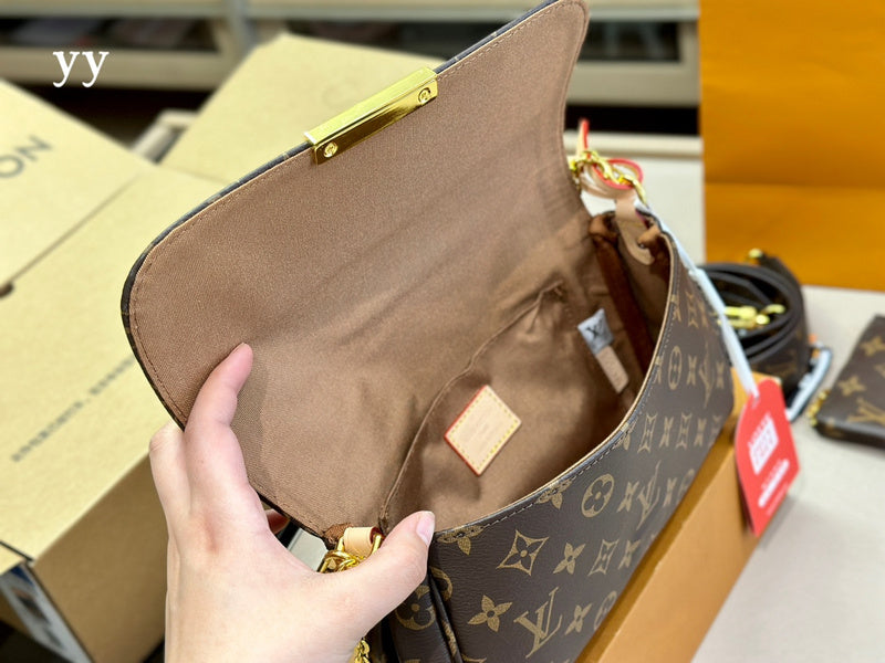 Alice bags - Louis Vuittons  - 14992