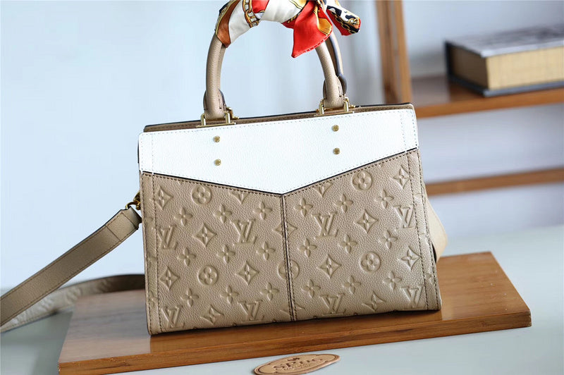 Alice bags - Louis Vuittons  - 7950