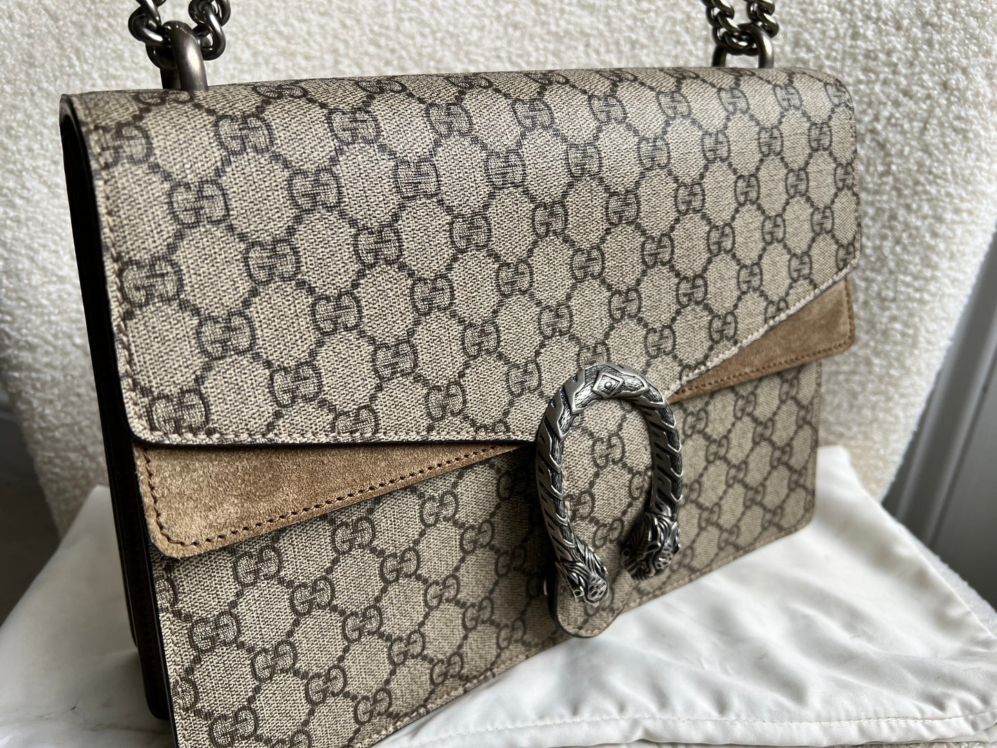 Gucci Dionysus GG Supreme Medium Shoulder Bag (RRP £2,450)