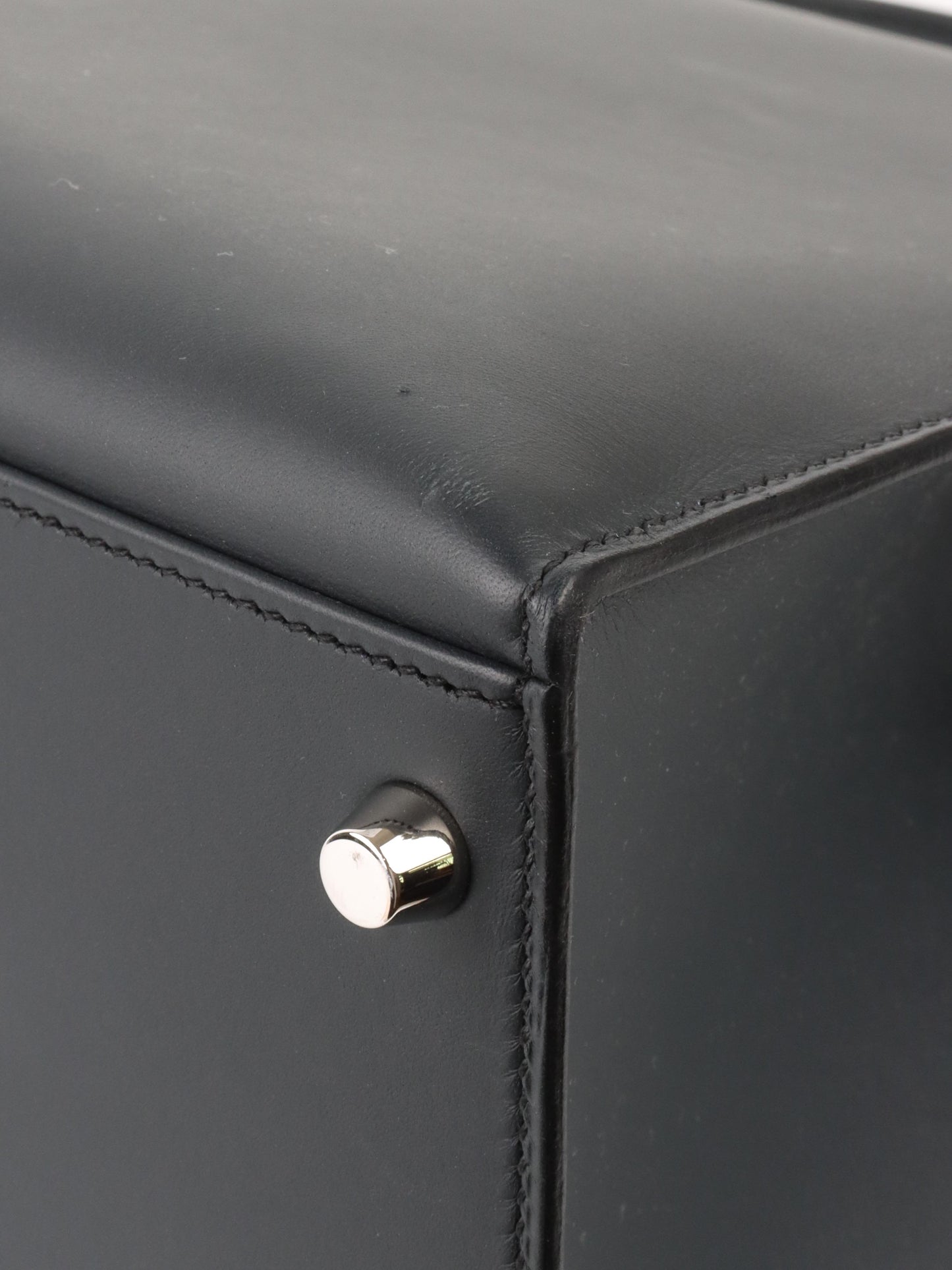 Hermes Kelly 35 Black Sombrero Leather PHW.