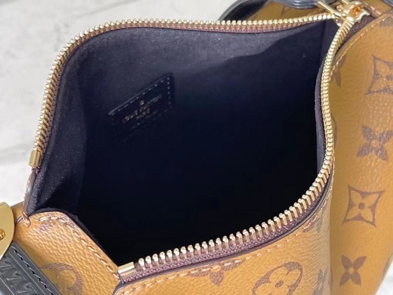 Alice Bags- Louis Vuittons  - 15931
