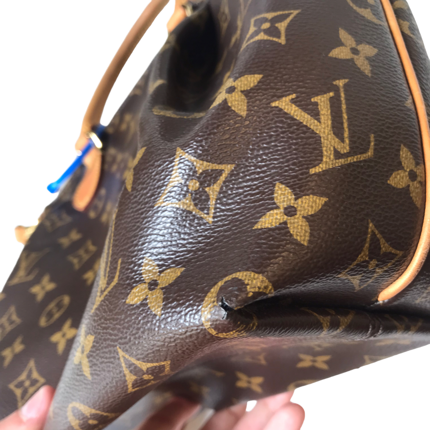 HandBag Luxury Designer By Louis Vuitton, Size: Medium