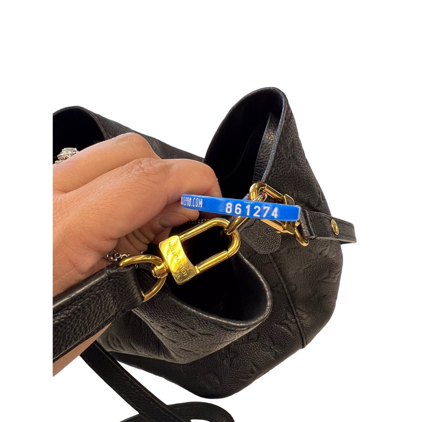 Handbag Luxury Designer By Louis Vuitton  Size: Medium
