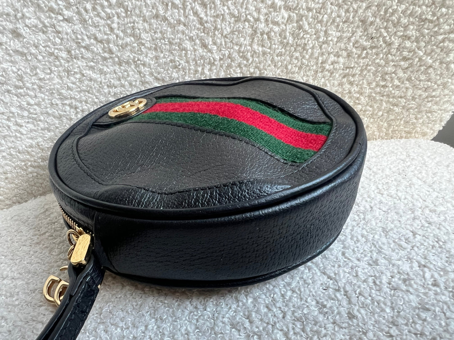 Gucci GG Round Black Ophidia Clutch