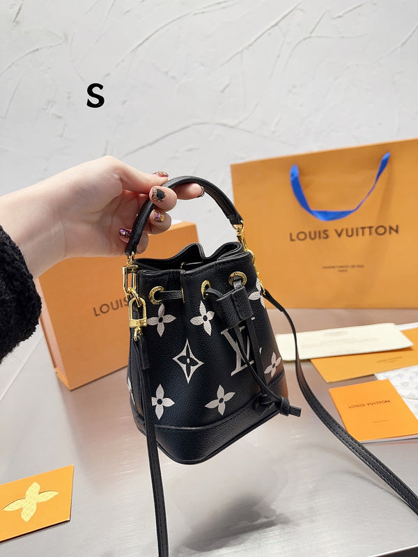 Alice bags - Louis Vuittons  - 15135
