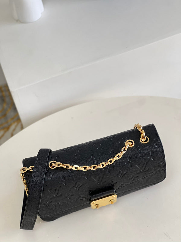 Alice Bags- Louis Vuittons  - 16469