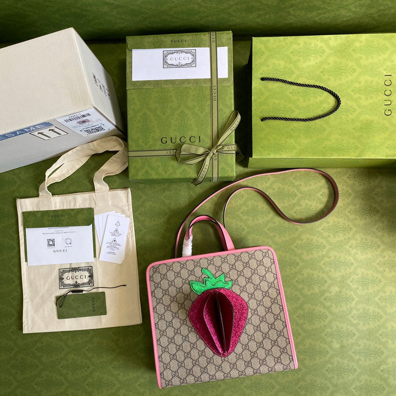 Gucci   Luxury Bags  1074