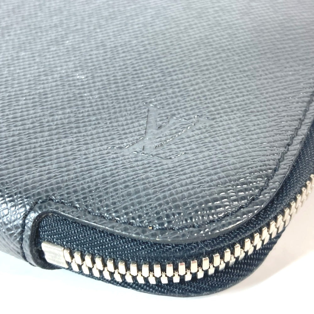 LOUIS VUITTON Clutch bag M32612 Taiga Leather black Taiga Vladimir