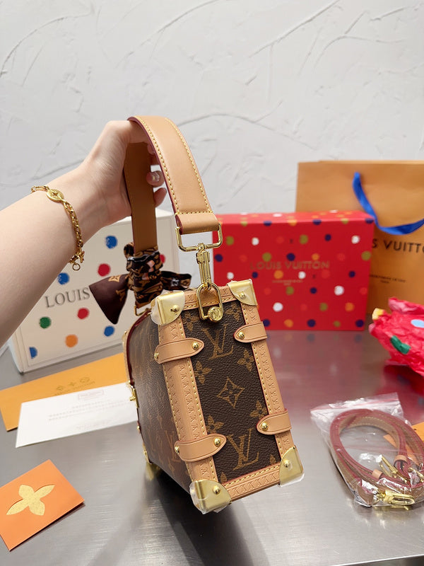 Alice bags - Louis Vuittons  - 14953