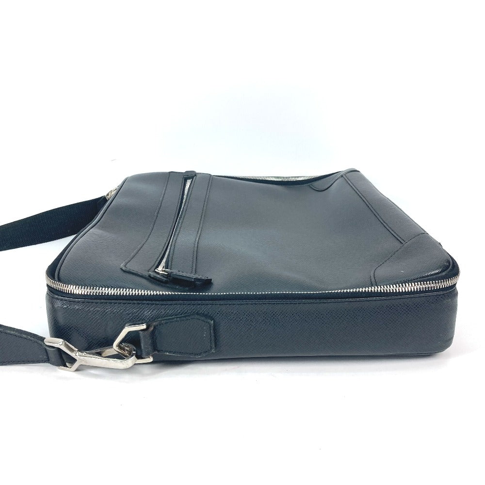LOUIS VUITTON Business bag M32522 Taiga Leather black Taiga Porto Ordinatour Odessa