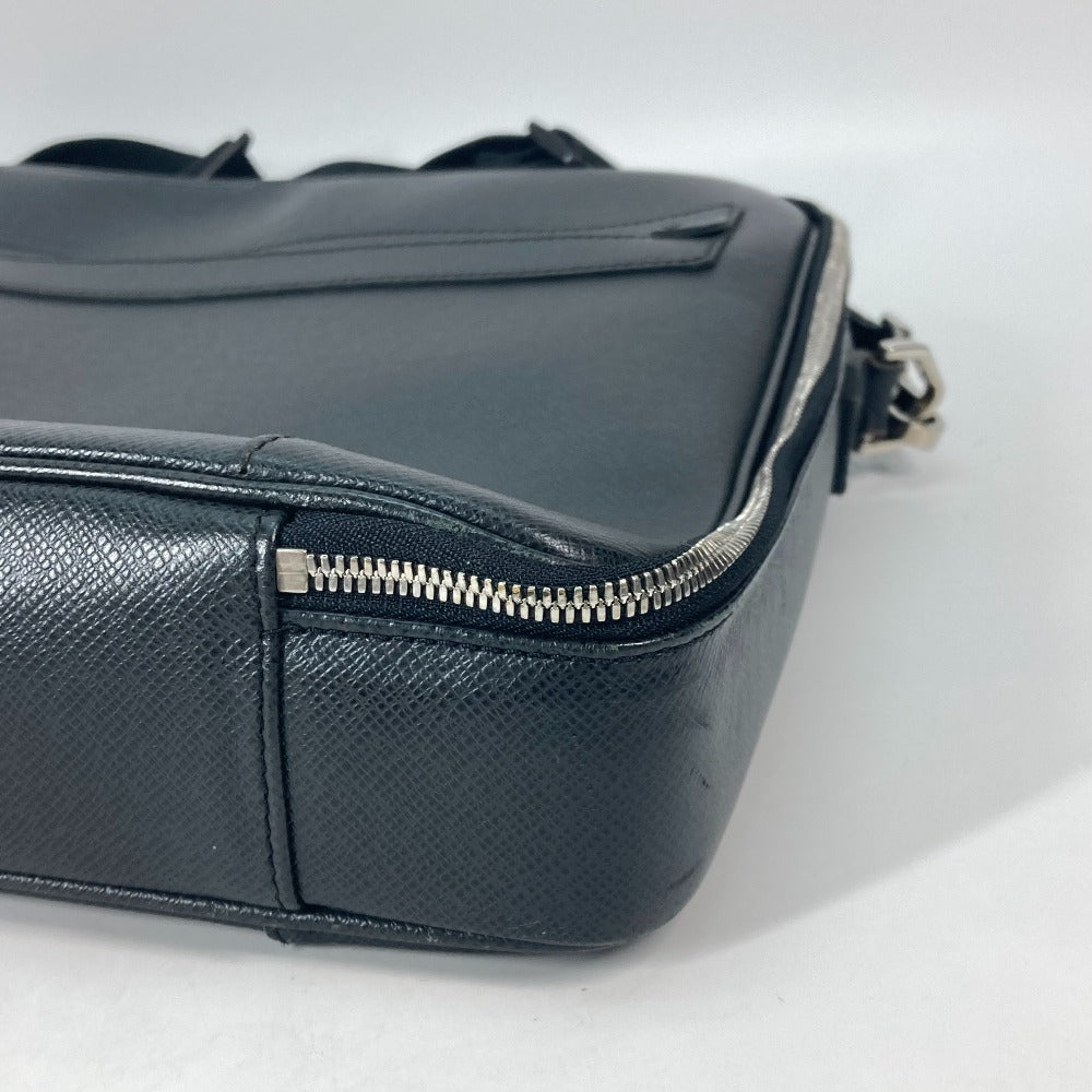 LOUIS VUITTON Business bag M32522 Taiga Leather black Taiga Porto Ordinatour Odessa