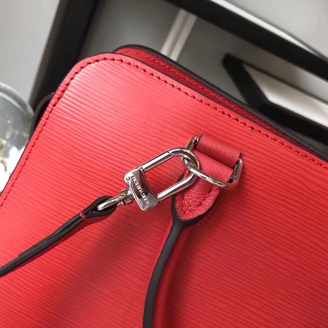 Louis Vuitton Epi Vaneau MM Bag Epi Leather Red