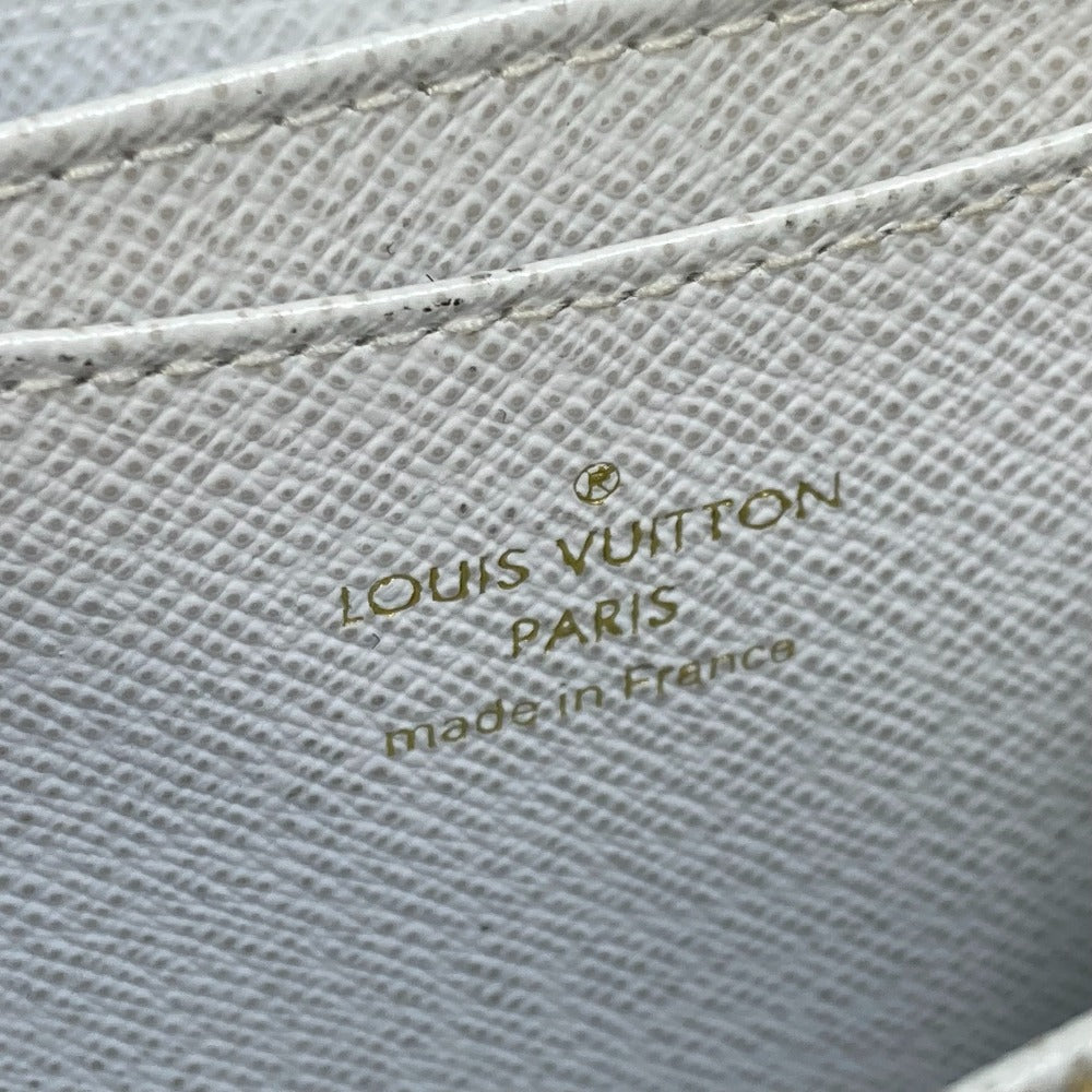 LOUIS VUITTON Coin case M63994 Epi Leather white epi love lock Zip around purse Women Used