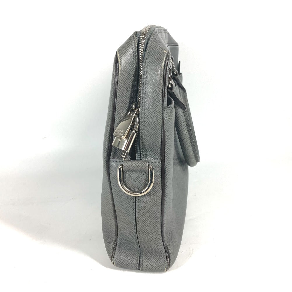 LOUIS VUITTON Business bag M32711 Taiga Leather gray Taiga Taiga Porto Document Business PDB mens Used