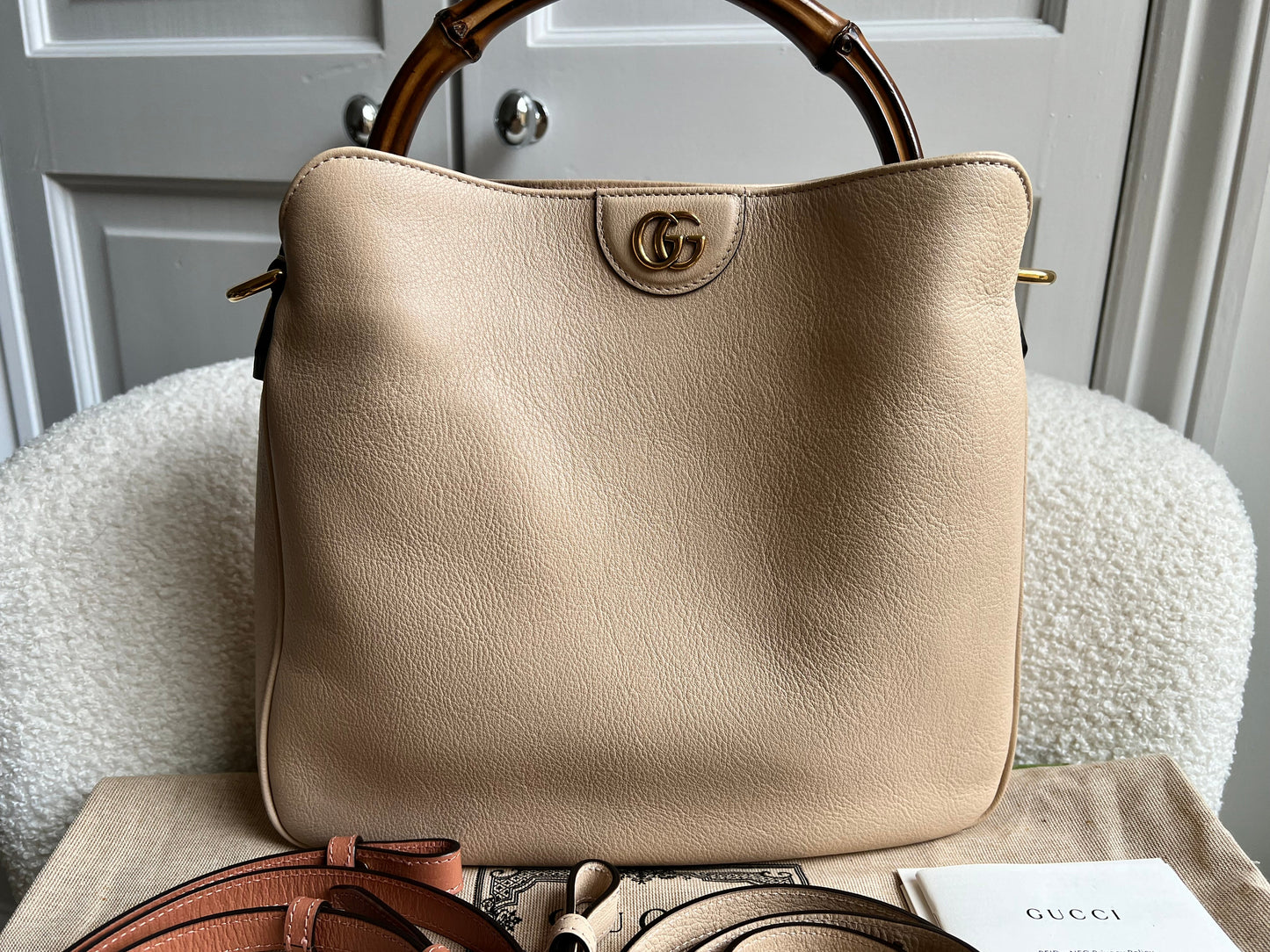 Gucci Cream Medium Diana Hobo (RRP £2110)