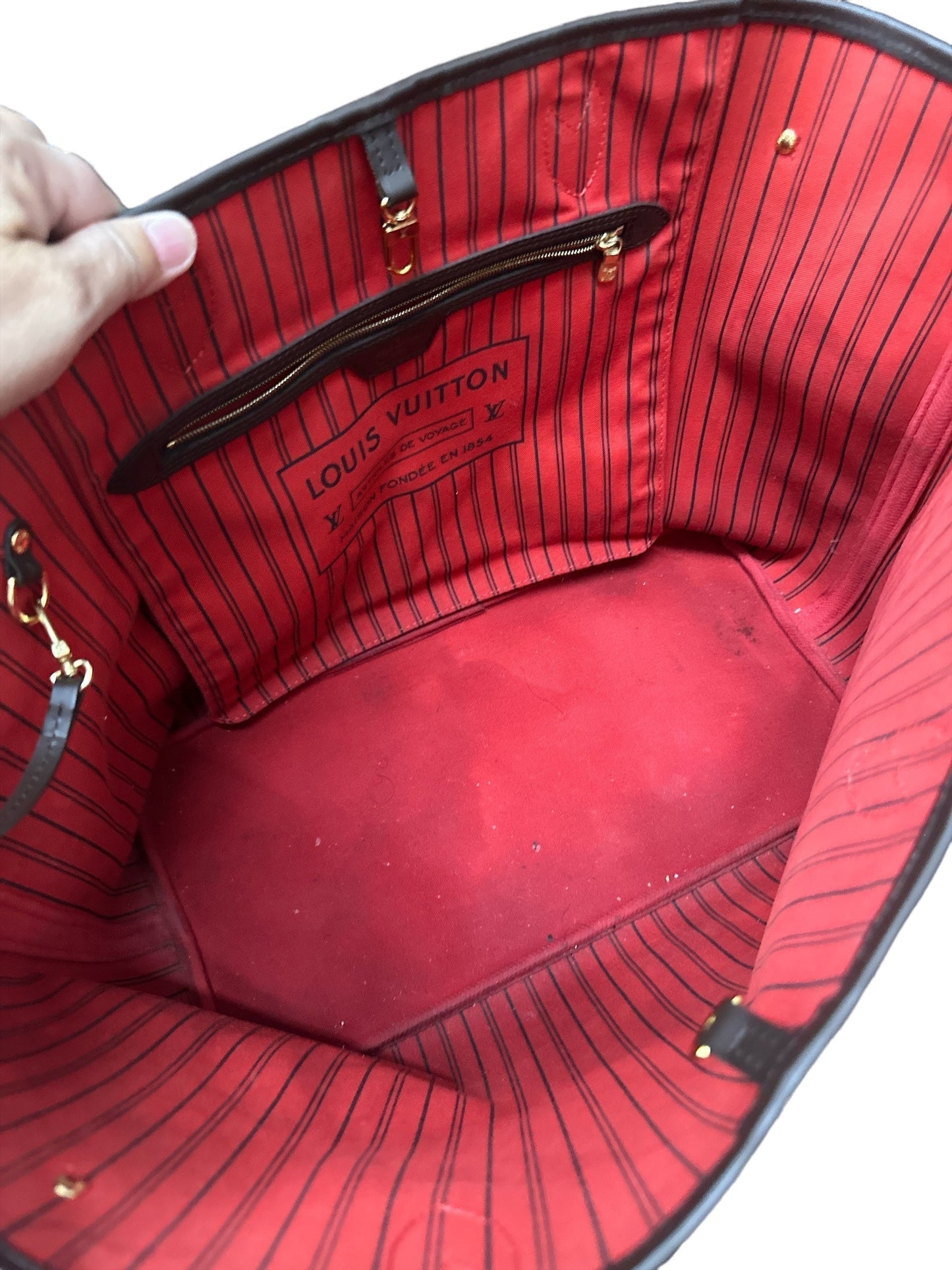 HandBag Luxury Designer By Louis Vuitton, Size: Large