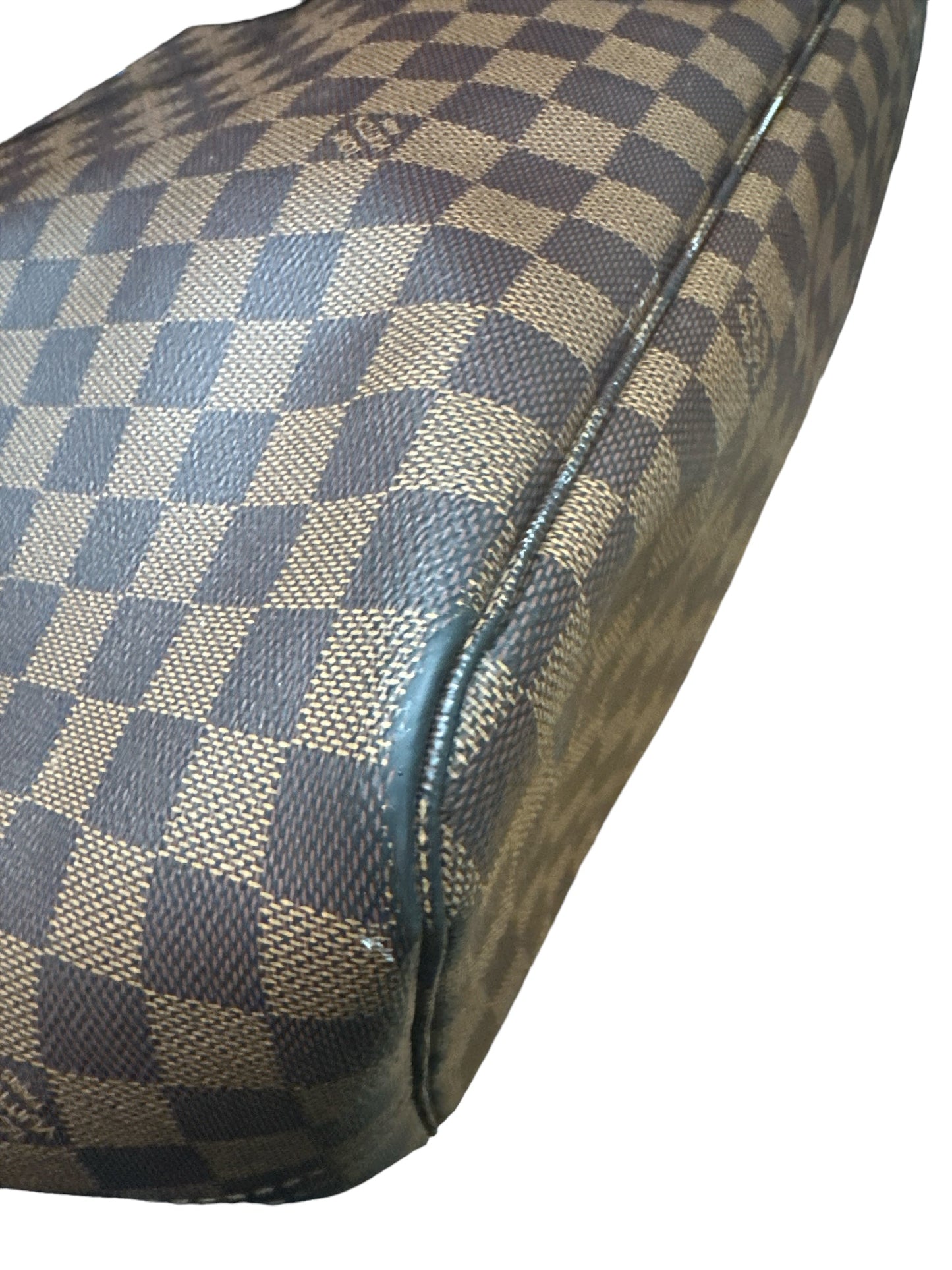 HandBag Luxury Designer By Louis Vuitton, Size: Large