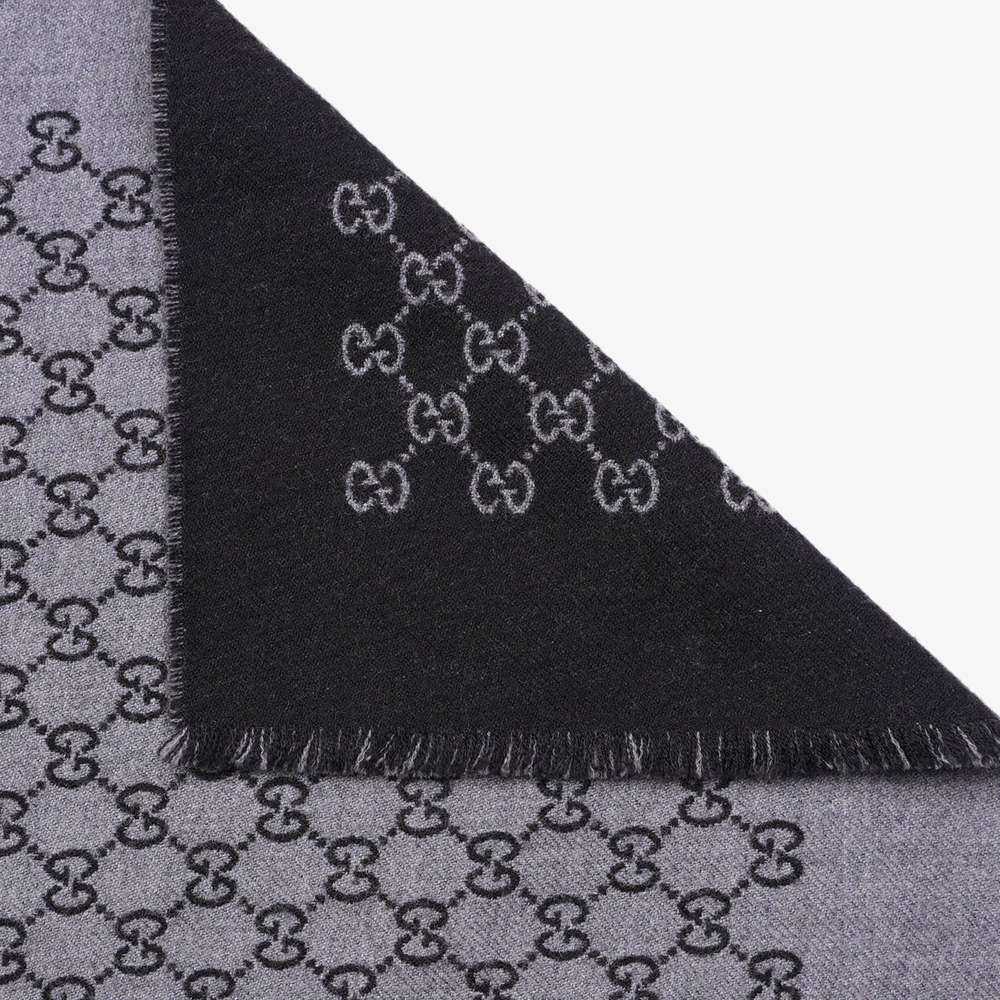 Gucci Womens GG Jacquard Scarf Black 33x175