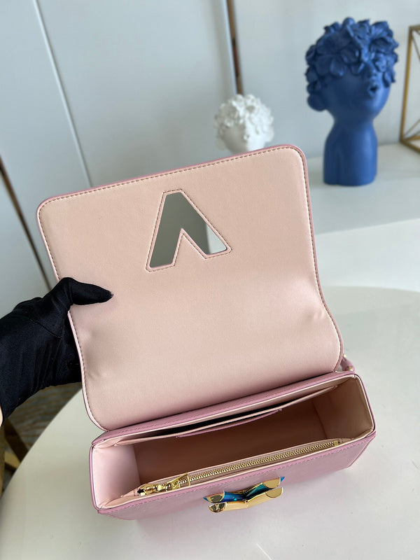 Alice Bags- Louis Vuittons  - 16418