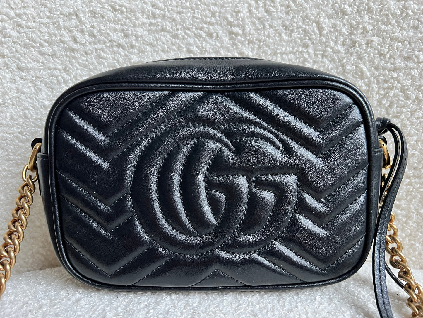 Gucci GG Black Marmont Mini Shoulder Bag (RRP £1,360)