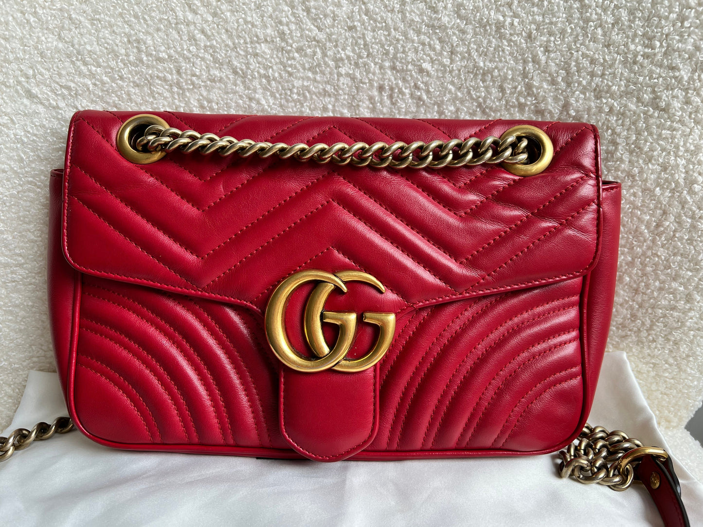 Gucci GG Hibiscus Red Marmont Small Shoulder Bag (RRP £2,070)