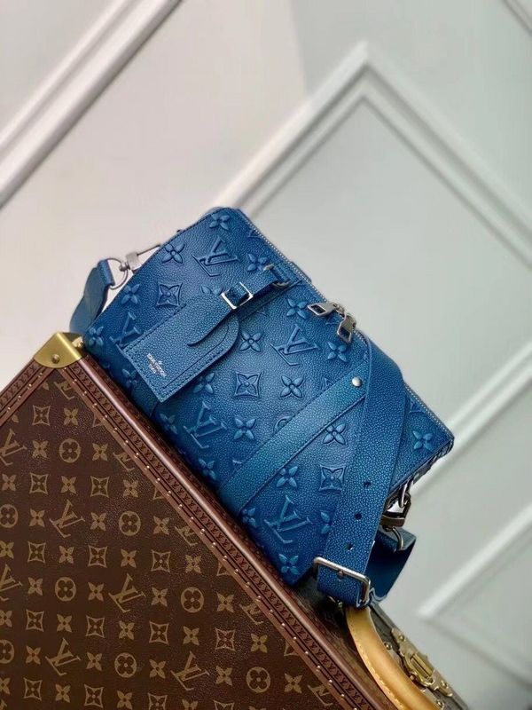 Alice  Bags- Louis Vuittons  - 15959