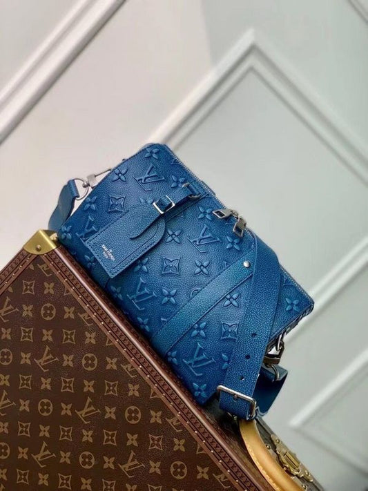 Alice  Bags- Louis Vuittons  - 15959