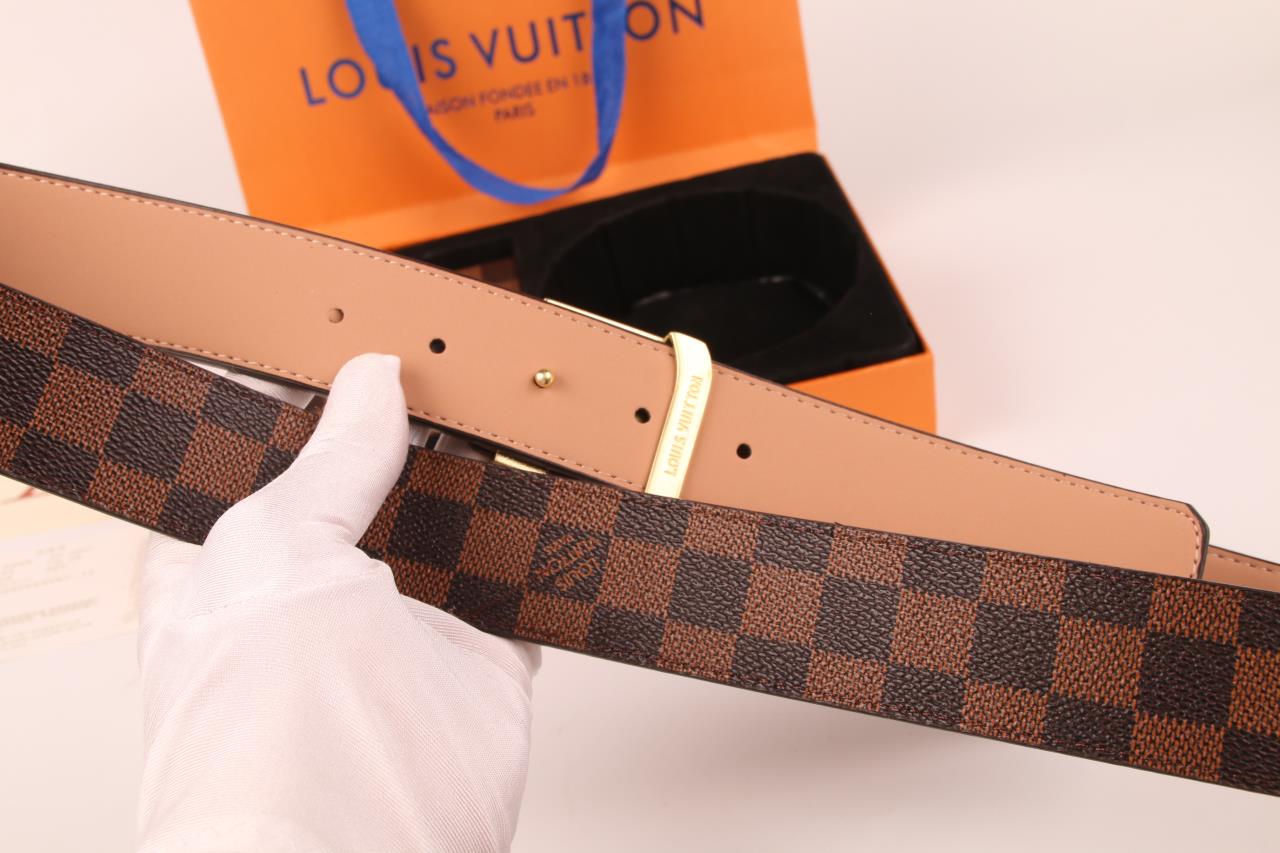 Louis Vuitton Belt and wallet Set