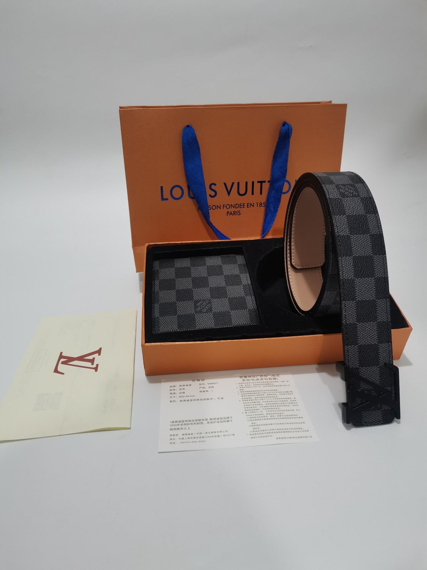Louis Vuitton Belt and wallet Set