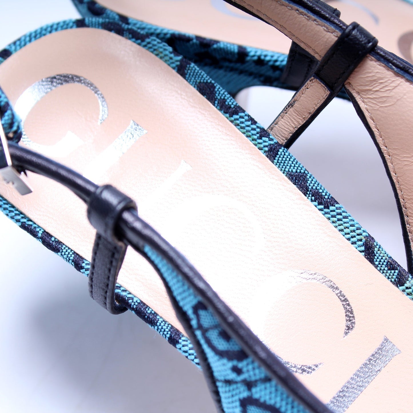 Gucci Canvas Slingback Heels Size 37
