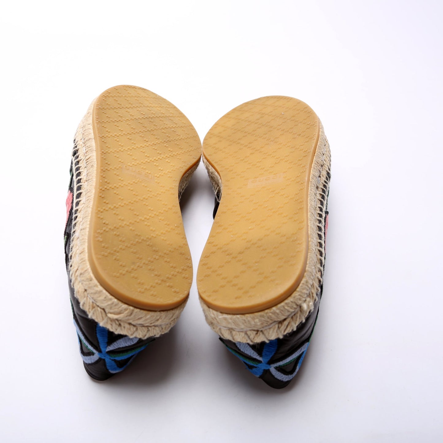 Gucci Flower Embroidered Espadrilles Size 39.5