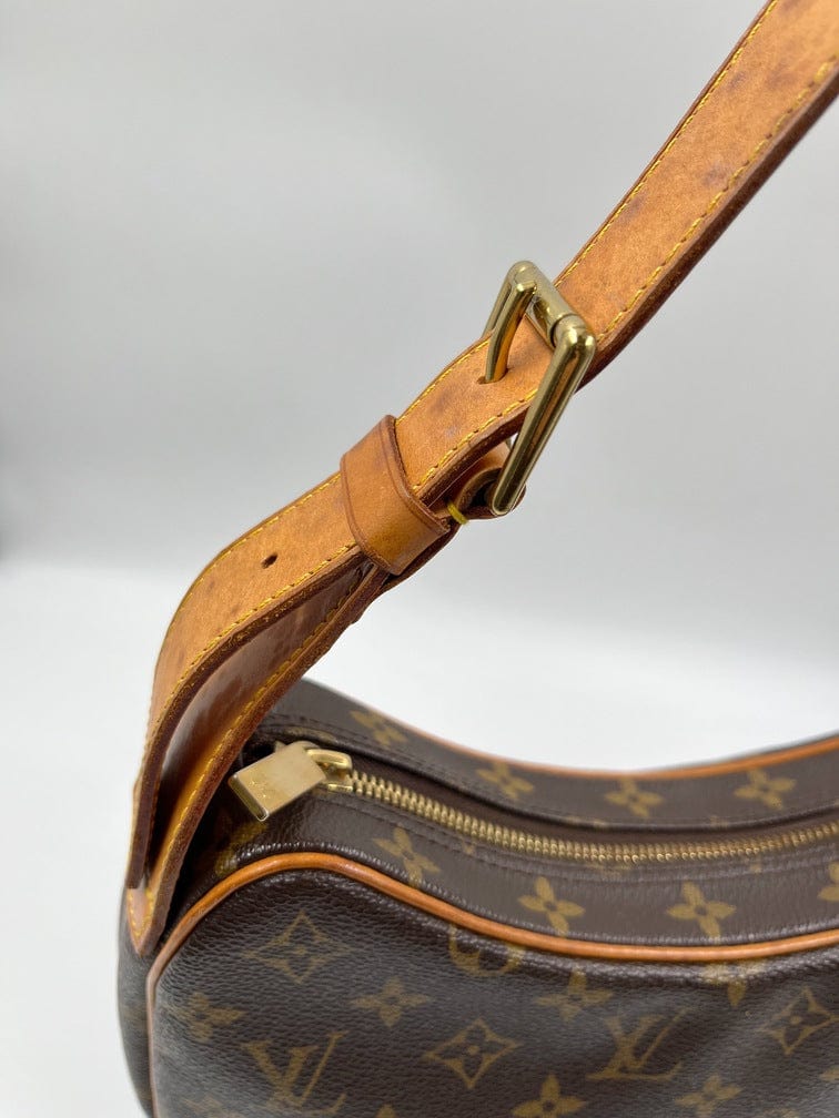 Louis Vuitton Croissant MM