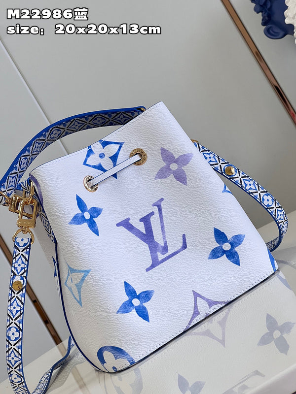 Alice bags - Louis Vuittons  - 15157