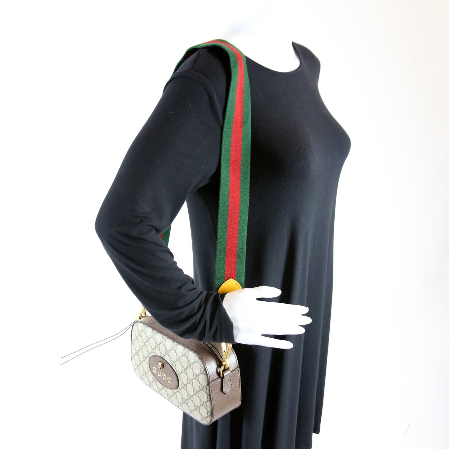 Gucci Supreme Messenger Bag 476466