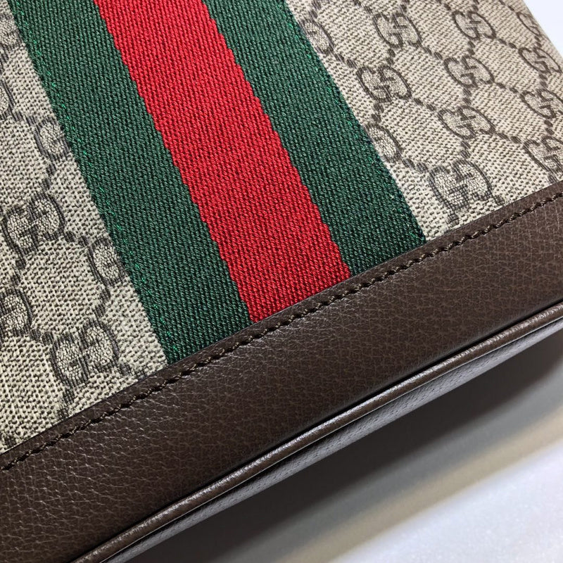 Gucci   Luxury Bags  988