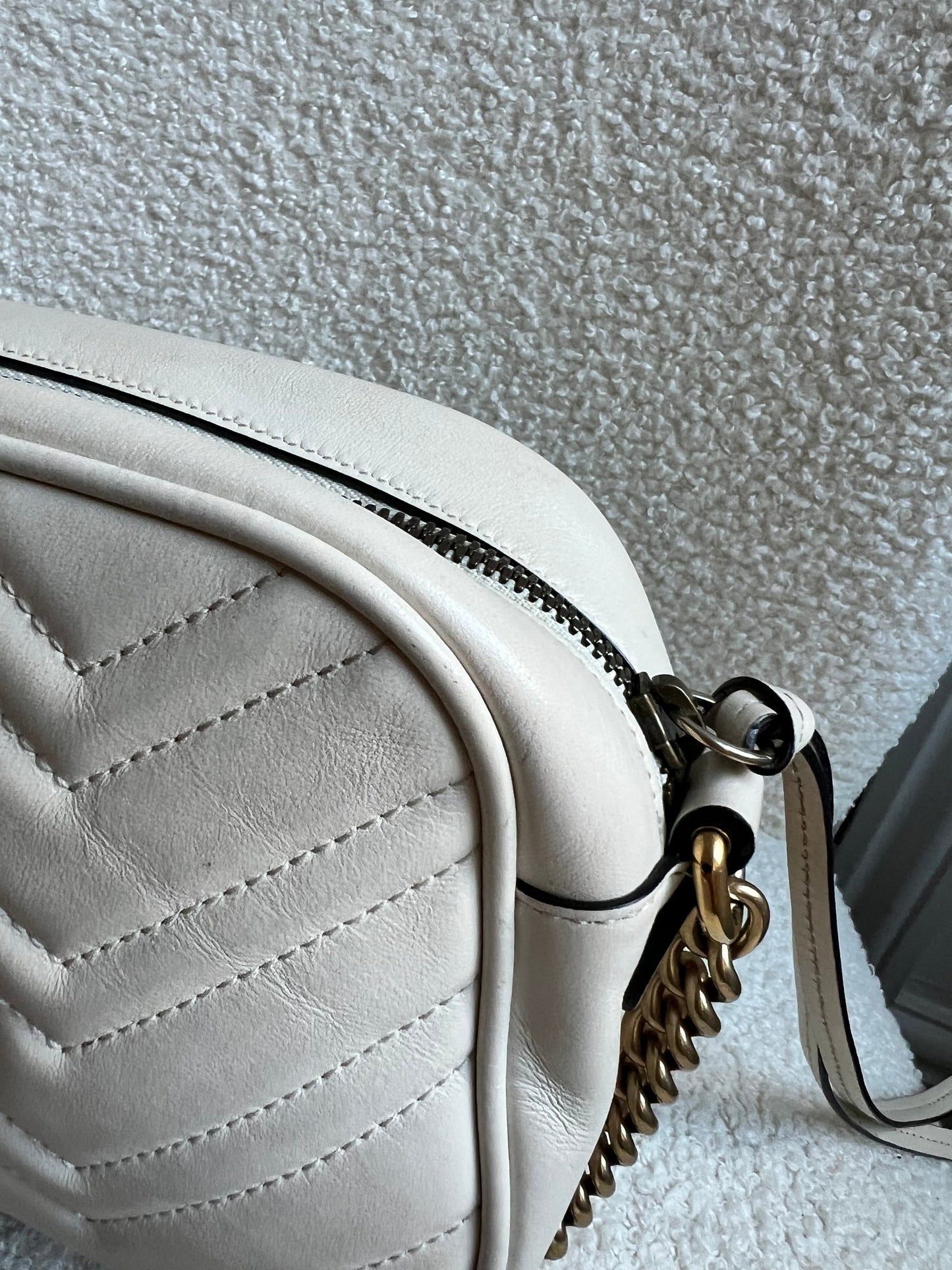 Gucci GG White Marmont Small Shoulder Bag (RRP £1440)