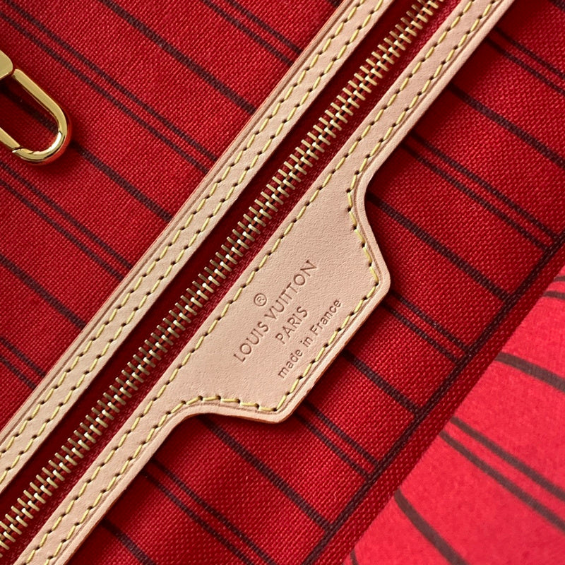 Alice Bags- Louis Vuittons  - 16297