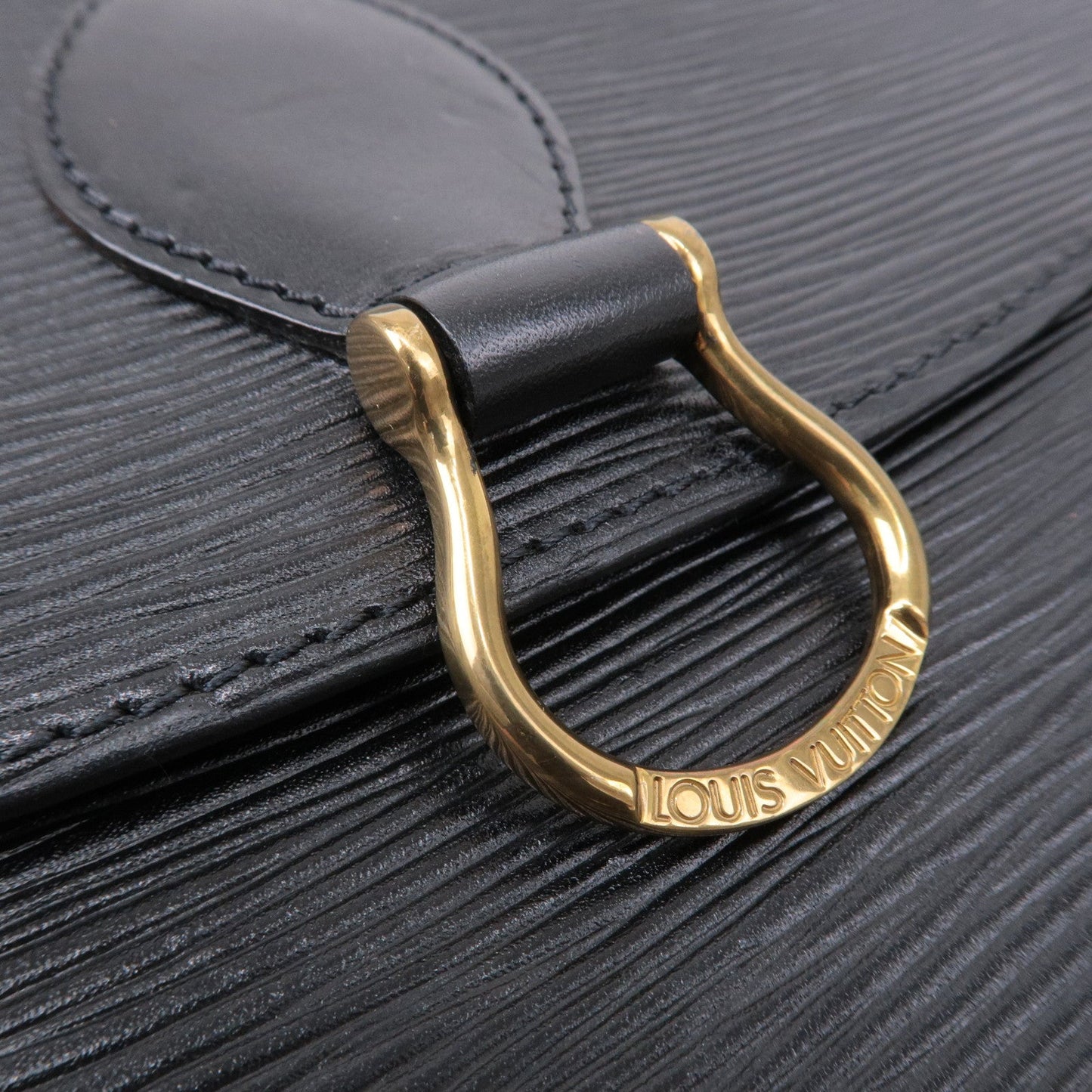 Louis Vuitton Epi Saint Cloud Shoulder Bag Black Noir M52192