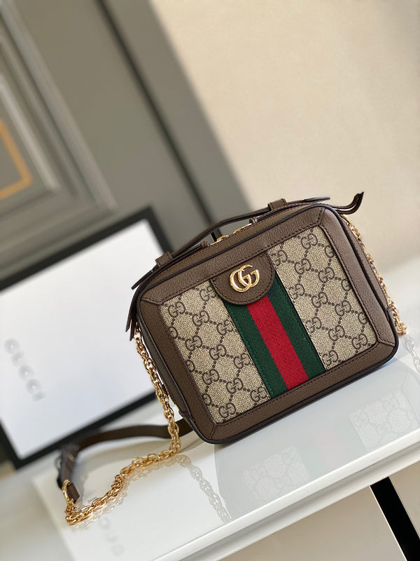 Gucci   Luxury Bags  966