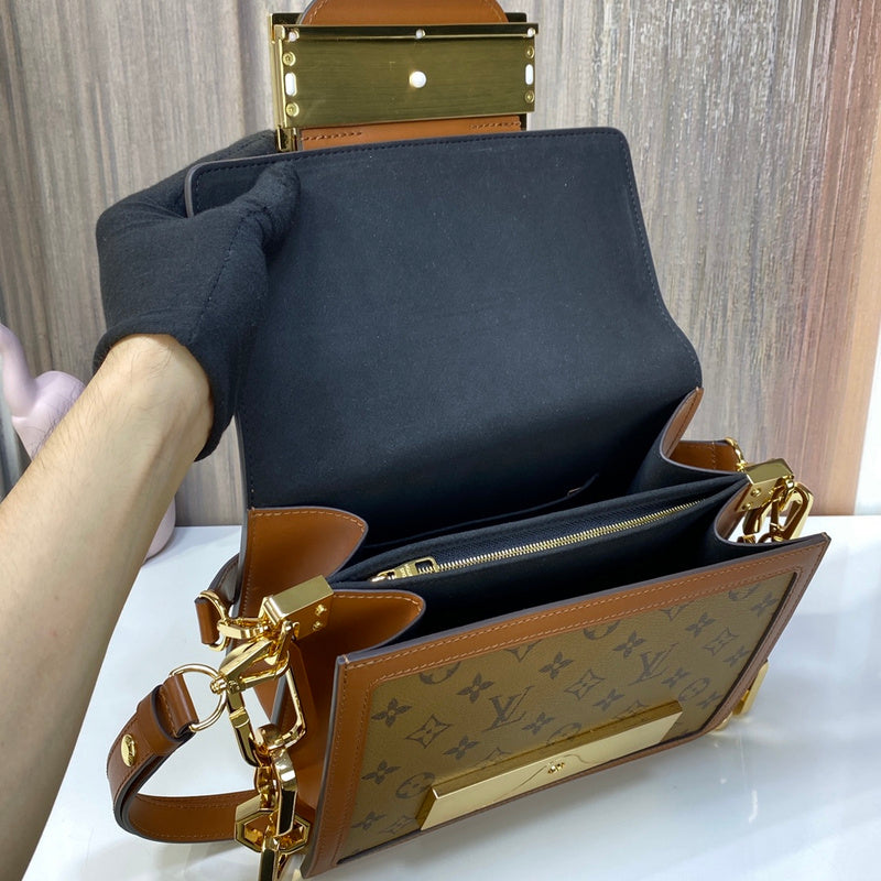 Alice Bags- Louis Vuittons  - 16110