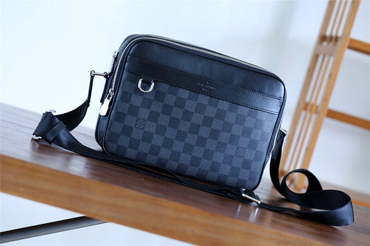 Alice bags - Louis Vuittons  - 10075
