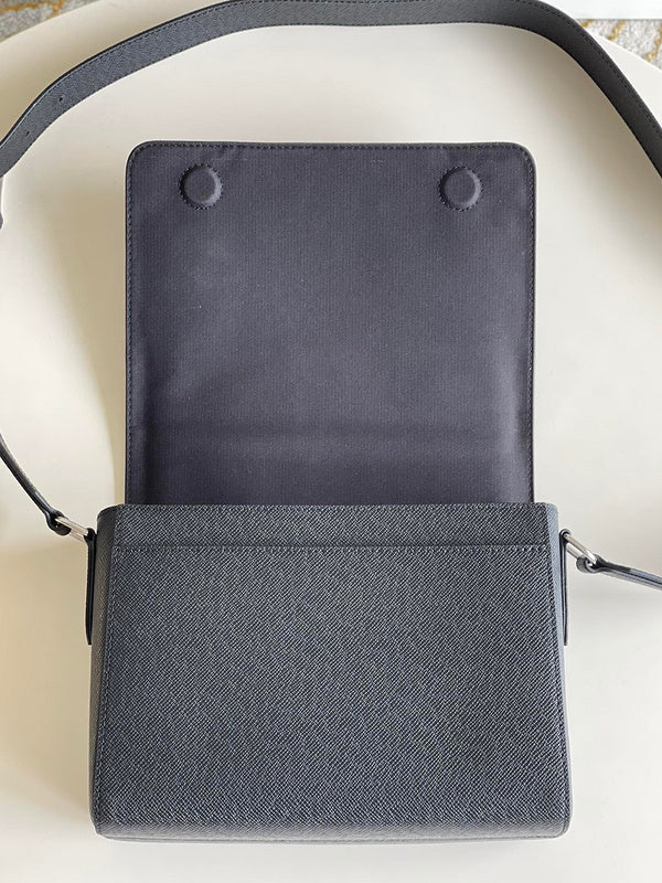 Alice bags - Louis Vuittons  - 12655