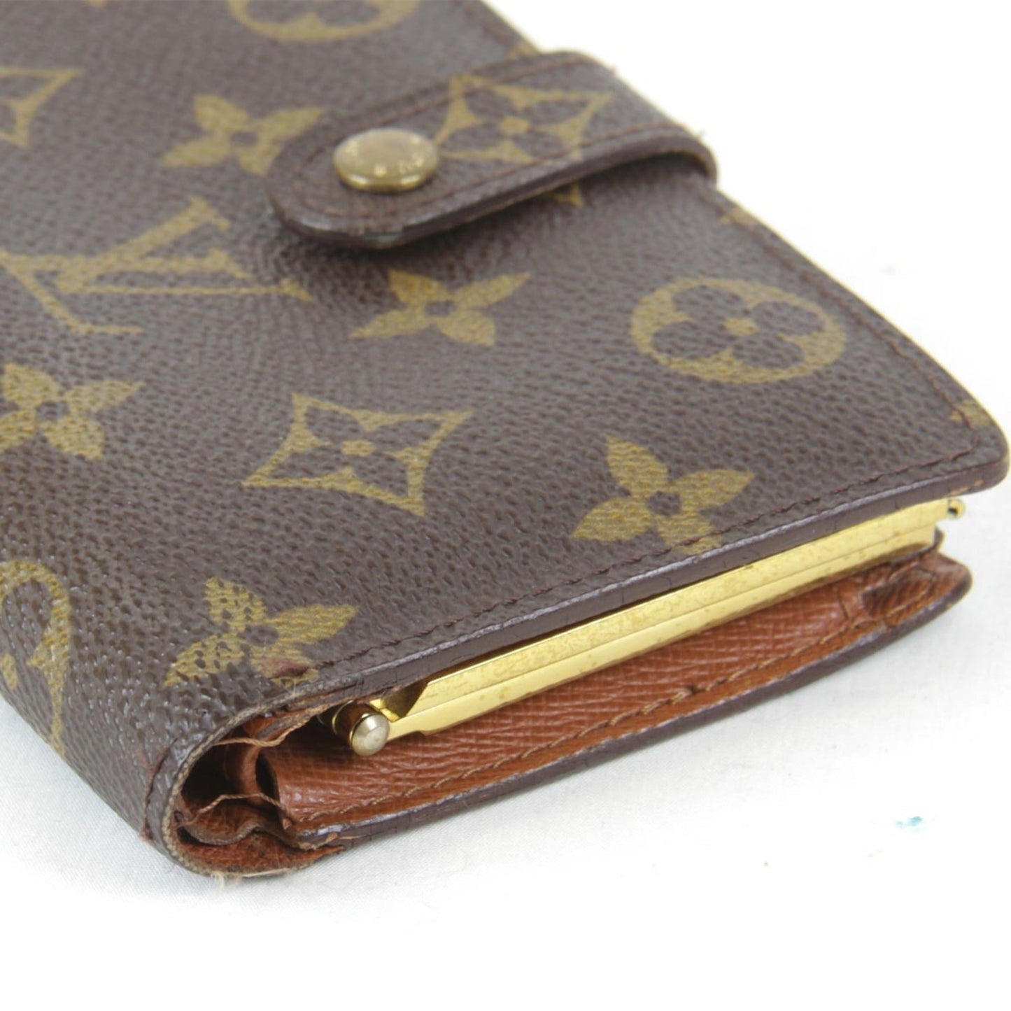 Louis Vuitton   Wallet (Bi-Fold)