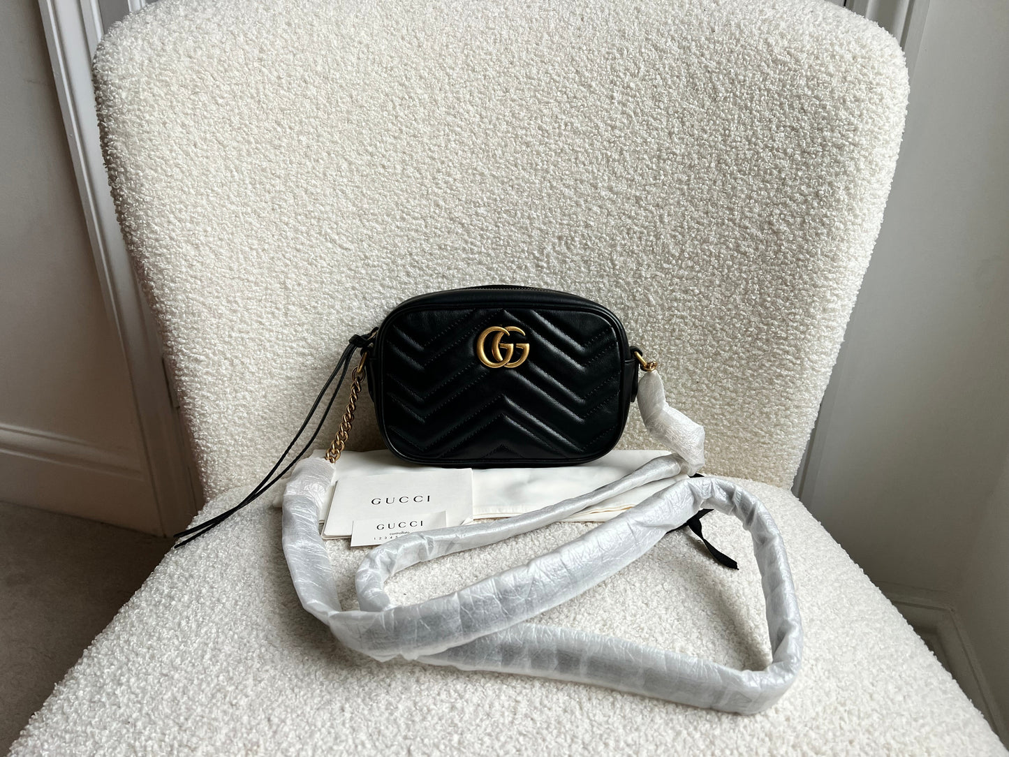 Gucci GG Black Marmont Mini Shoulder Bag (RRP £1,360)