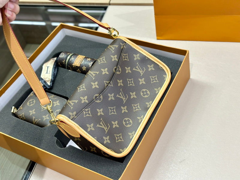 Alice bags - Louis Vuittons  - 14897